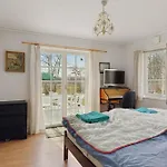 Spacious In The Countryside Near The *
