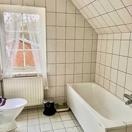 Spacious In The Countryside Near The Villa *