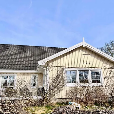 Villa Spacious In The Countryside Near The Fakse Ladeplads