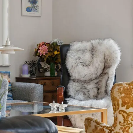 빌라 Spacious In The Countryside Near The *