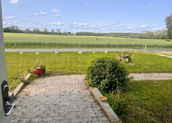 Spacious In The Countryside Near The