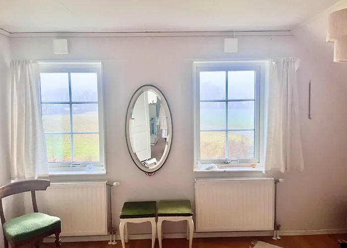 Spacious In The Countryside Near The Villa Fakse Ladeplads