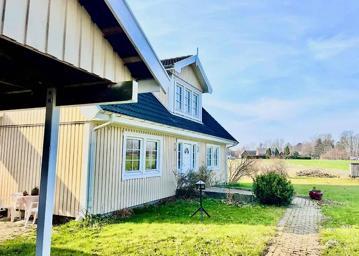 Spacious In The Countryside Near The Villa *